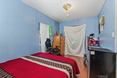1244 W Martin Luther King Jr, Los Angeles, CA 90037 - Photo 12