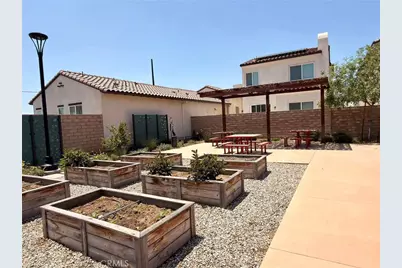 196 Bonita, Rialto, CA 92376 - Photo 26
