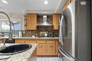 14178 Mendocino Ct, Fontana, CA 92336 - Photo 10
