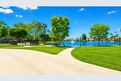 22045 Lakeland, Lake Forest, CA 92630 - Photo 16