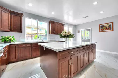 10877 Cameron Court, Corona, CA 92883 - Photo 14