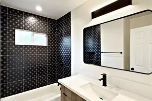5213 Navarro St, Los Angeles, CA 90032 - Photo 16