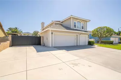 1520 Dianne, Corona, CA 92881 - Photo 4