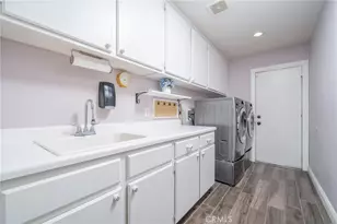 1520 Dianne, Corona, CA 92881 - Photo 18