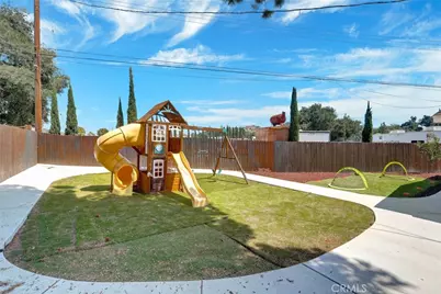 1252 E Walnut, Glendora, CA 91741 - Photo 18