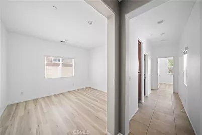 18039 Lapis, San Bernardino, CA 92407 - Photo 8