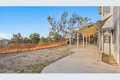 1369 Cresta Road, Corona, CA 92879 - Photo 32