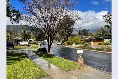 2351 Sunfield, Upland, CA 91784 - Photo 6