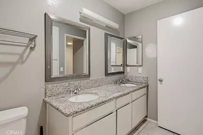 435 W 9th #D5, Upland, CA 91786 - Photo 8