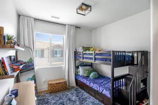 5604 Altamura, Fontana, CA 92336 - Photo 18