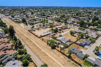 1 N Bridge Street, Visalia, CA 93291 - Photo 18