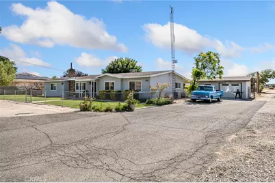 8758 Deep Creek, Apple Valley, CA 92308 - Photo 2