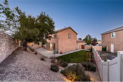 18096 Crabapple Court, San Bernardino, CA 92407 - Photo 10