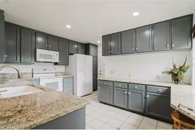 410 Champlain Drive, Claremont, CA 91711 - Photo 8