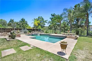 33921 Lake Breeze Dr, Yucaipa, CA 92399 - Photo 20