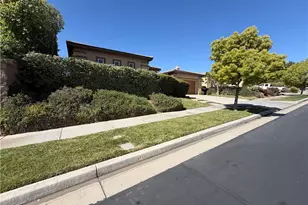 37780 Gallery Ln, Beaumont, CA 92223 - Photo 2