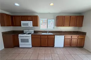 33963 Petunia St, Murrieta, CA 92563 - Photo 10