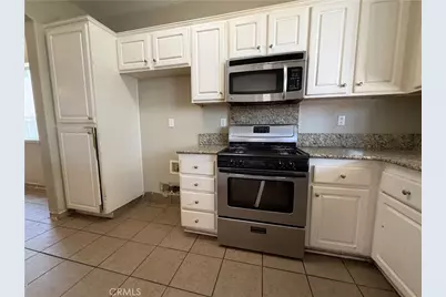 16183 Blue Haven Court, Riverside, CA 92503 - Photo 10