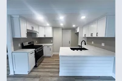 6060 Oak Street #E, Huntington Park, CA 90255 - Photo 10