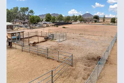 15620 Erie Road, Apple Valley, CA 92307 - Photo 52