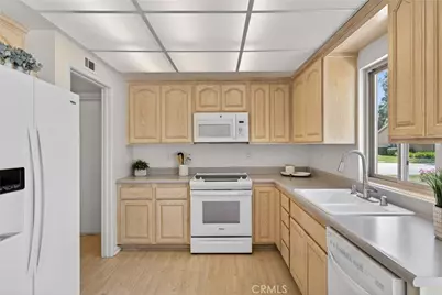 13219 Village 13, Camarillo, CA 93012 - Photo 14
