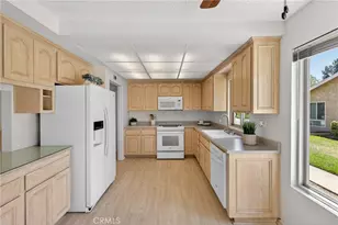 13219 Village 13, Camarillo, CA 93012 - Photo 12