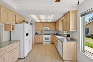 13219 Village 13, Camarillo, CA 93012 - Photo 12