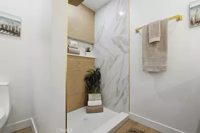 2260 Gondar Avenue, Long Beach, CA 90815 - Photo 20