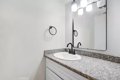 165 N Alessandro Avenue, San Jacinto, CA 92583 - Photo 10