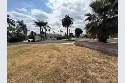 5611 Golondrina Drive, San Bernardino, CA 92404 - Photo 6
