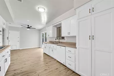 651 Buena Vista Parkway, Hemet, CA 92543 - Photo 12