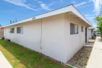 412 W Ramona, Rialto, CA 92376 - Photo 8
