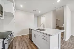9194 Waverly Ln, Riverside, CA 92503 - Photo 12