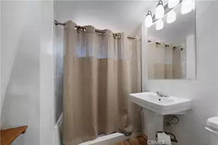 327 W Country Club, Big Bear City, CA 92314 - Photo 18