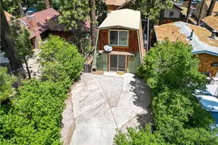 327 W Country Club, Big Bear City, CA 92314 - Photo 2