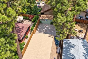327 W Country Club, Big Bear City, CA 92314 - Photo 14