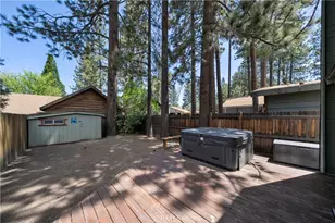 327 W Country Club, Big Bear City, CA 92314 - Photo 22