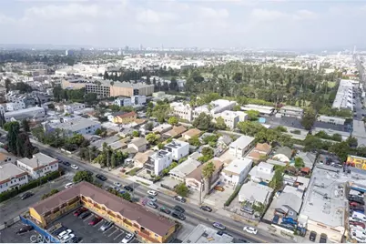 1059 N Wilton Place, County - Los Angeles, CA 90038 - Photo 28
