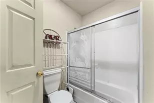 1059 N Wilton Pl, Los Angeles, CA 90038 - Photo 12
