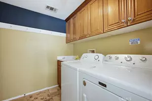 1747 Palermo Dr, Riverside, CA 92507 - Photo 12