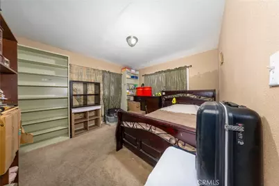 566 S Sage, Rialto, CA 92376 - Photo 18