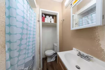 566 S Sage, Rialto, CA 92376 - Photo 28