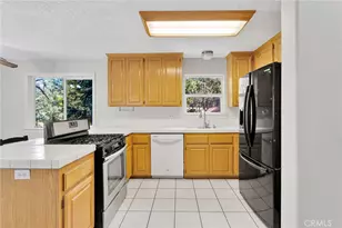 1661 Virginia St, Wrightwood, CA 92397 - Photo 10
