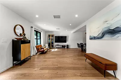 242 Thorne, Los Angeles, CA 90042 - Photo 6