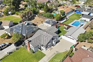 896 Valencia, Colton, CA 92324 - Photo 32