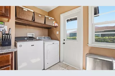 896 Valencia, Colton, CA 92324 - Photo 14