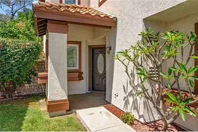 15692 Altamira, Chino Hills, CA 91709 - Photo 2
