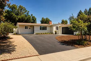 201 Bryn Mawr, Claremont, CA 91711 - Photo 2