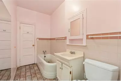 4458 Maplewood Avenue, Los Angeles, CA 90004 - Photo 16