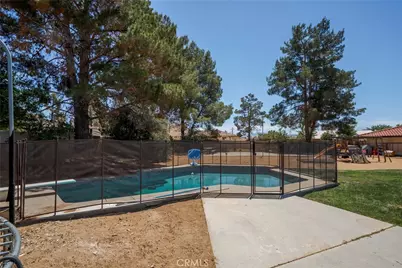 19954 Tinne, Apple Valley, CA 92307 - Photo 32